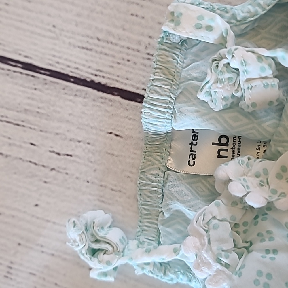 Newborn outfits - Picture 4 of 5